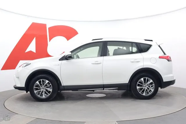 Toyota RAV4 2,5 Hybrid AWD Active - NAVIGOINTI/ VETOKOUKKU / Image 2